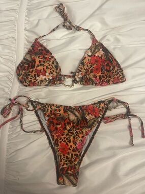 Floral & Leopard Print Tie-Side Bikini Set in Red and Brown